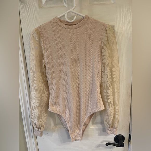 SHEIN Tops - NWOT SHEIN BODY SUIT MED
